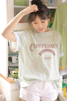 姬小满裸妆图片